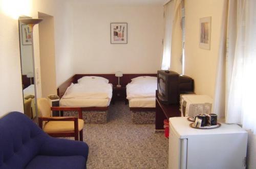 Hotel & Restaurant Raisch Steinwenden Amenities photo